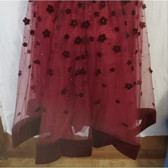 Mac Duggal Floral Applique Midi Cocktail Dress in Maroon - Picture 14 of 16